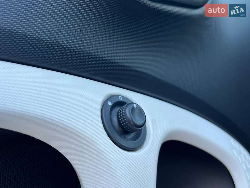 Купе Smart Fortwo 2015 в Киеве