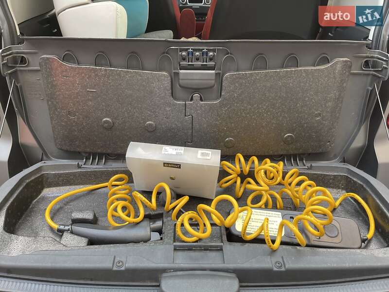 Купе Smart Fortwo 2014 в Киеве фото 7 Купе Smart Fortwo 2014 в Киеве