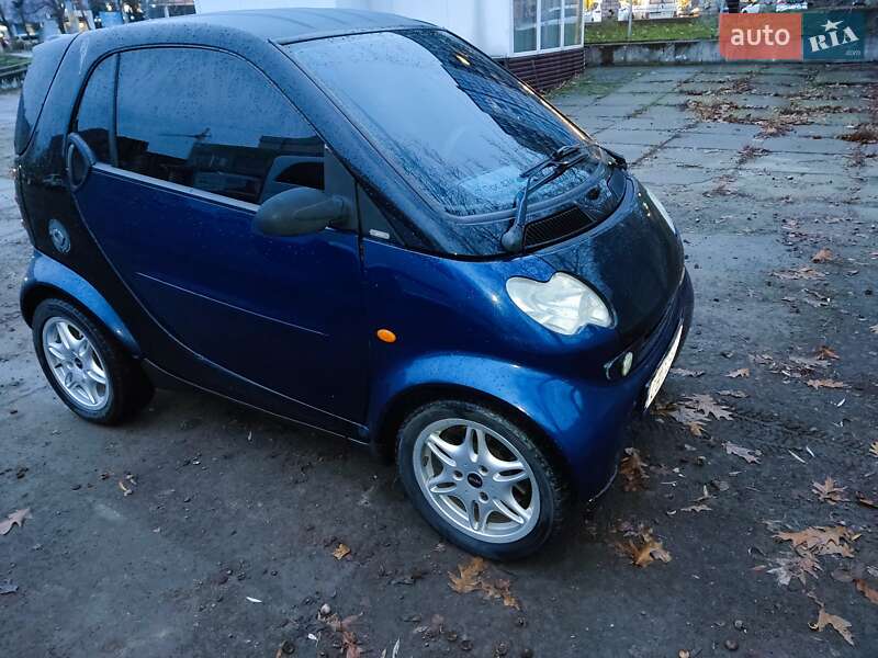 Купе Smart Fortwo 2003 в Чернівцях