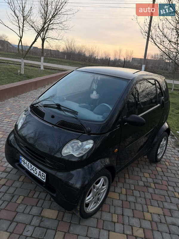Купе Smart Fortwo 2002 в Сарате