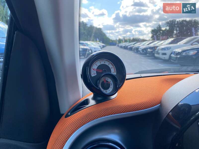 Купе Smart Fortwo 2015 в Киеве
