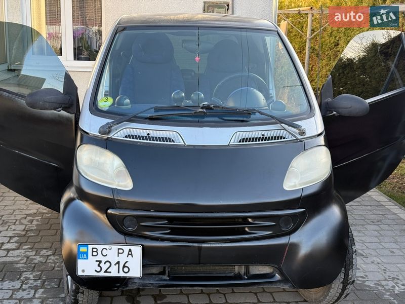 Купе Smart Fortwo 2000 в Львове