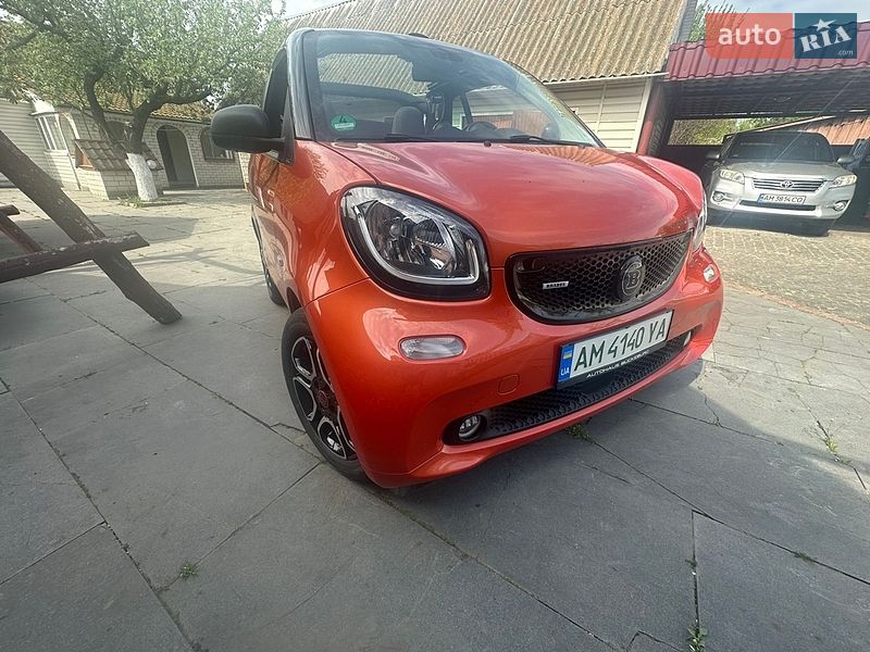 Кабриолет Smart Fortwo 2018 в Житомире