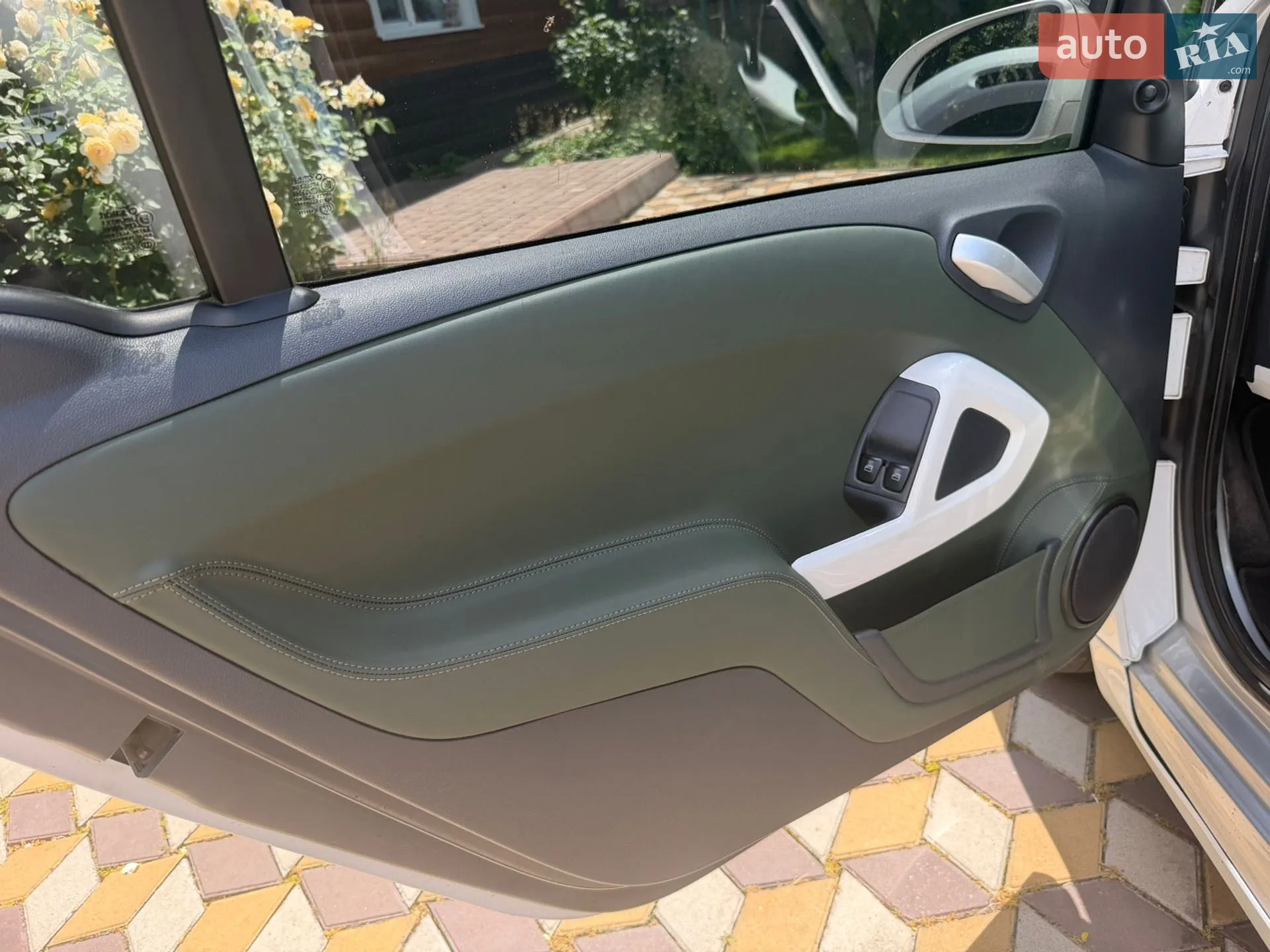 2010 Smart Fortwo - мініатюра 12