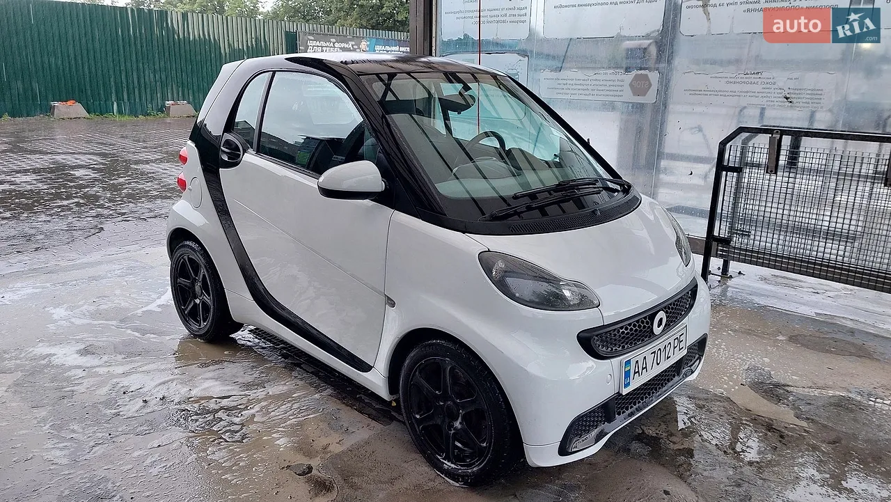 2011 Smart Fortwo - мініатюра 12