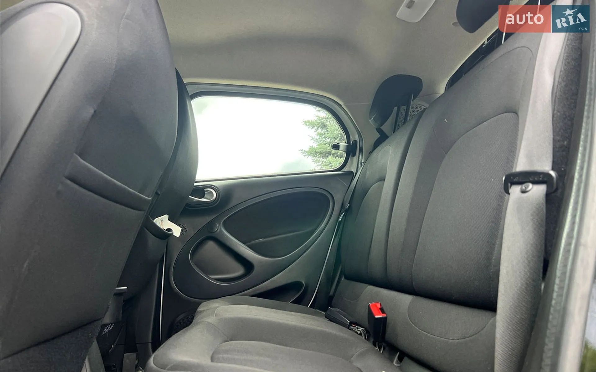 2017 Smart Fortwo - мініатюра 16