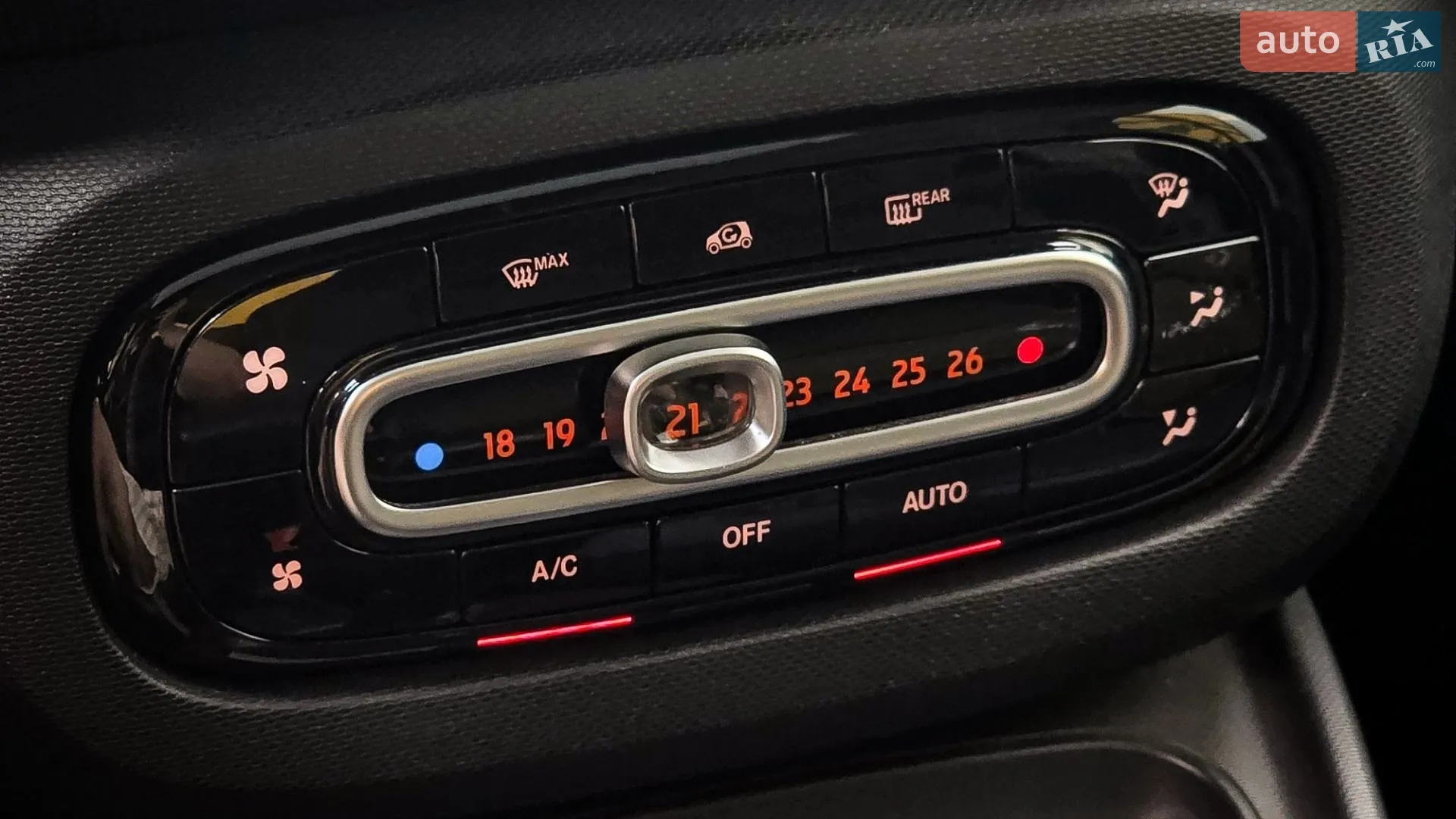 2016 Smart Fortwo - мініатюра 23