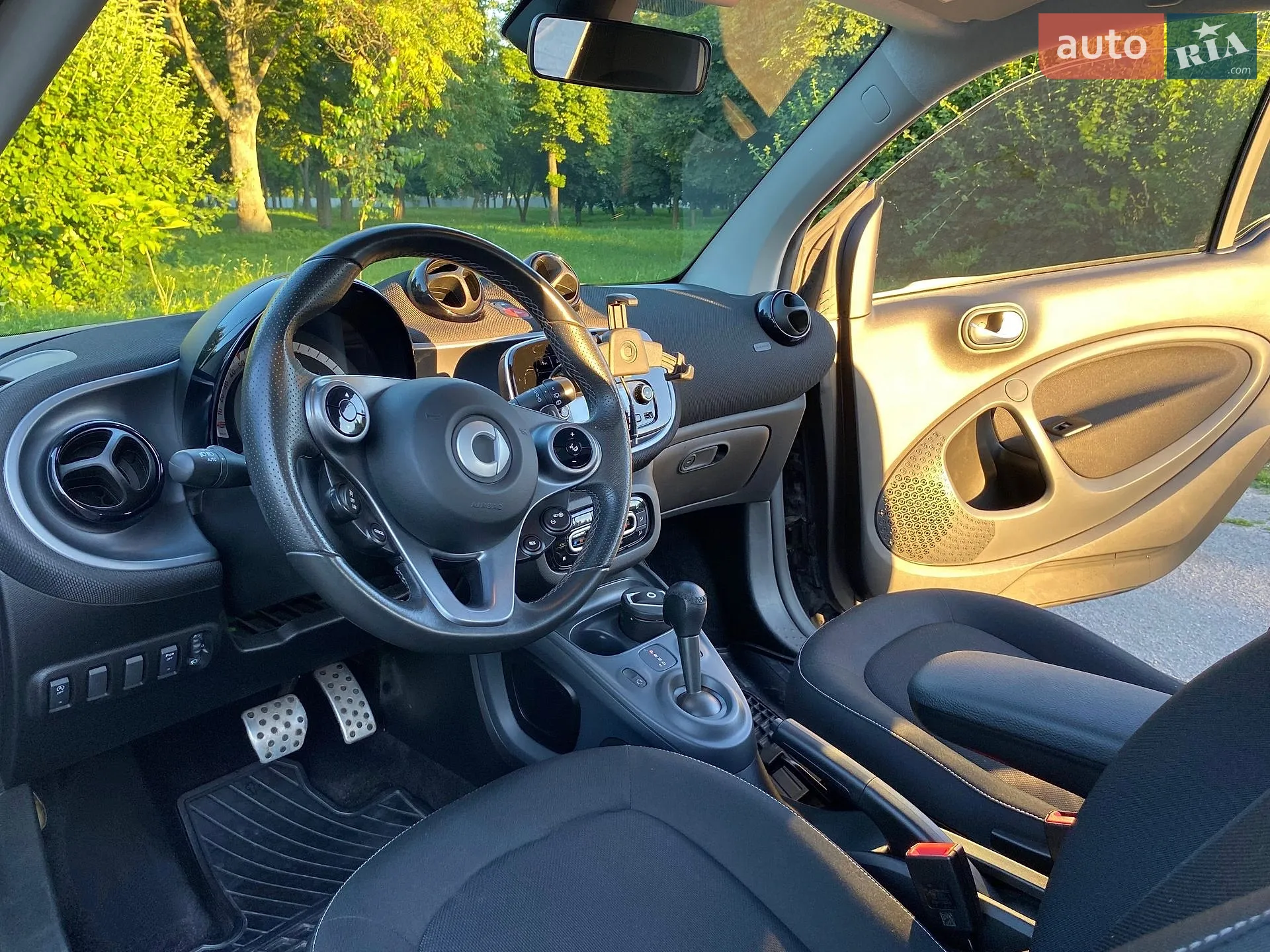 2017 Smart Fortwo - мініатюра 11