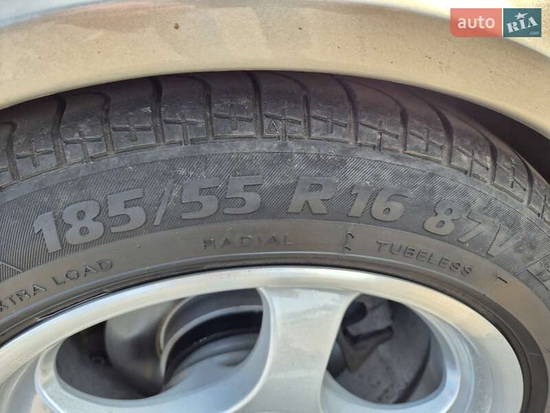 Купе Smart Roadster 2003 в Киеве фото 56 Купе Smart Roadster 2003 в Киеве