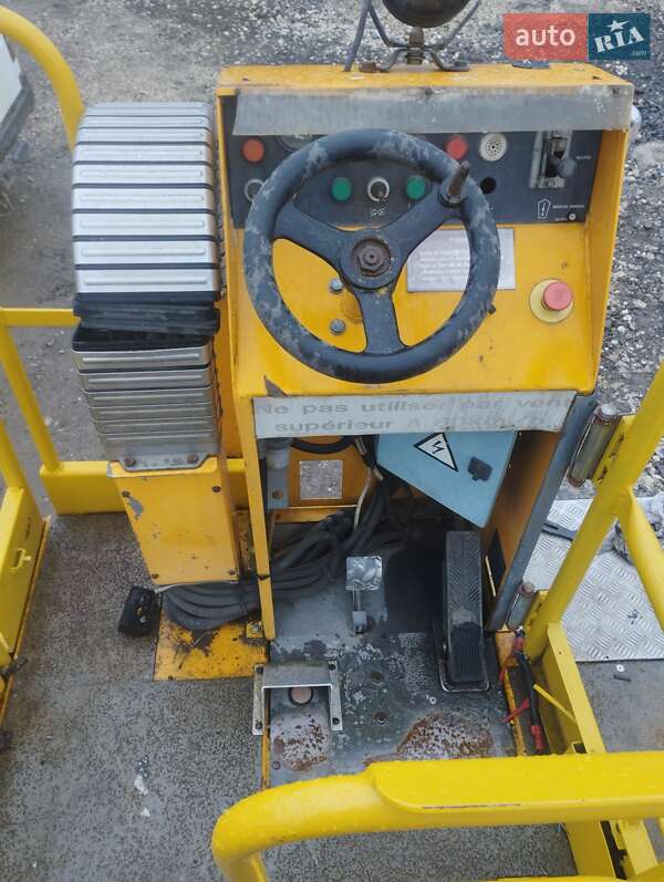 Ножничный подъемник Solan P 2000 в Тернополе