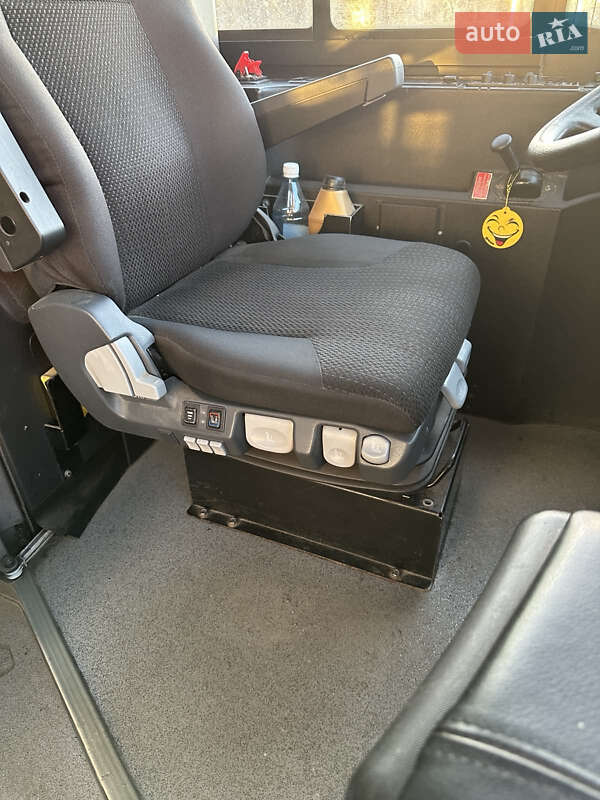 Міський автобус Solaris Urbino 2006 в Стрию