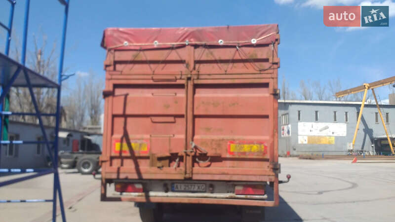 Контейнеровоз напівпричіп Sommer SP 1999 в Кривому Розі