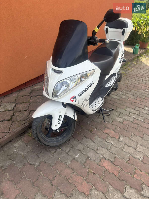 Скутер Spark SP 150-S28 2019 в Мостиске фото 5 Скутер Spark SP 150-S28 2019 в Мостиске