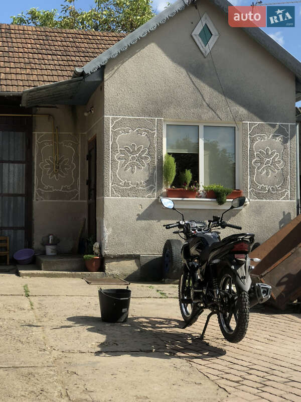 Мотоцикл Классік Spark SP 150R-15 2024 в Івано-Франківську