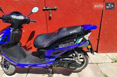 Скутер Spark SP 150S-17R 2020 в 
