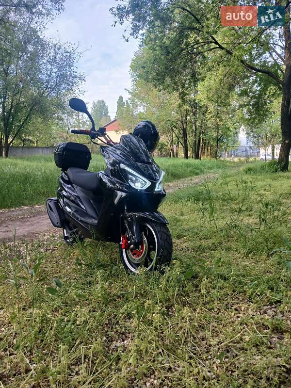 Скутер Spark SP 150S-18 2024 в 