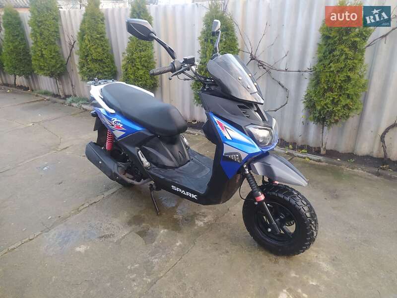 Скутер Spark SP 150S-19BN 2018 в Помошной фото Скутер Spark SP 150S-19BN 2018 в Помошной