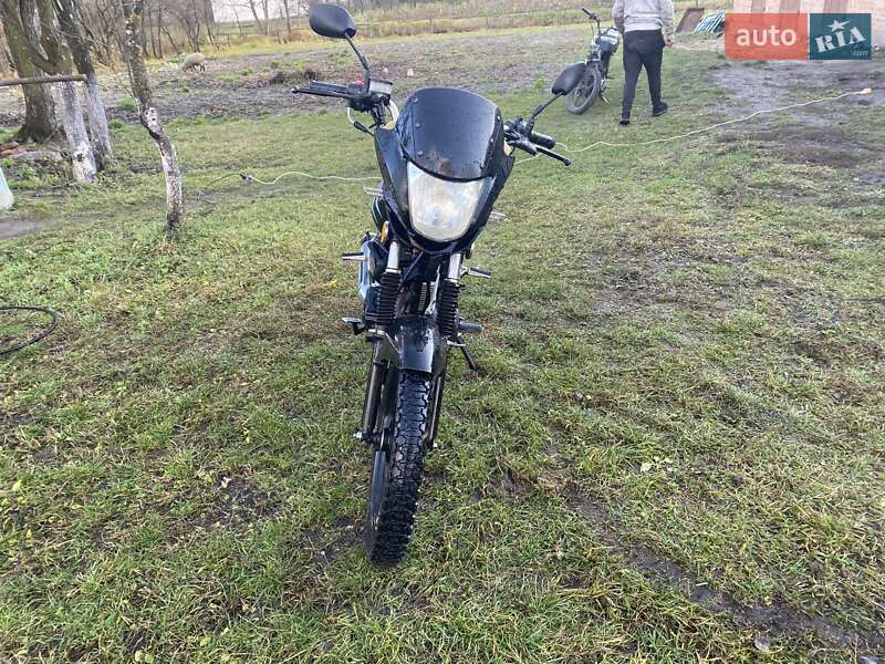 Мотоцикл Классик Spark SP 200R-25I 2020 в Головно