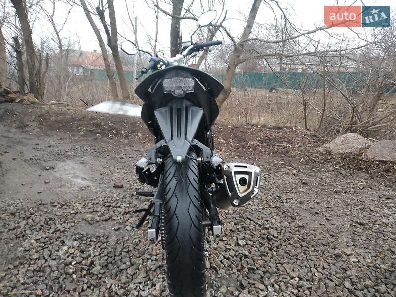 Мотоцикл Спорт-туризм Spark SP 200R-28 2022 в Новомиргороді