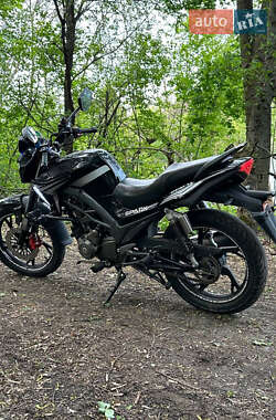 Мотоцикл Спорт-туризм Spark SP 200R-34 2024 в 