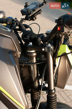 Мотоцикл Без обтікачів (Naked bike) Spark SP 250R-32 2023 в 