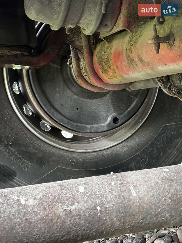 Цементовоз Spitzer SF 1994 в Чернівцях