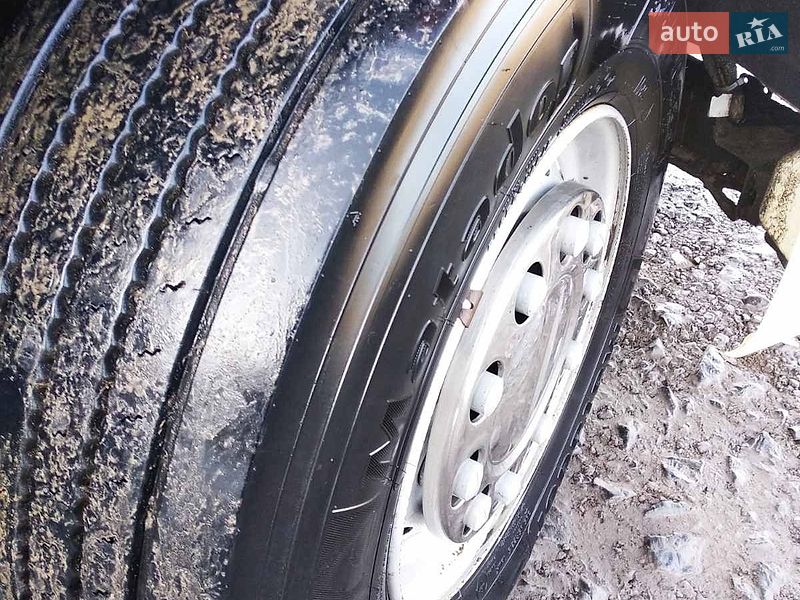 Цистерна напівпричіп Spitzer SF 2006 в Луцьку фото 16 Цистерна напівпричіп Spitzer SF 2006 в Луцьку