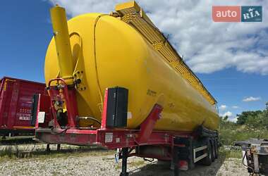 Цистерна Spitzer Silos 2001 в Львове