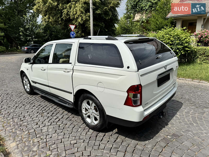Пікап SsangYong Actyon Sports 2013 в Ужгороді