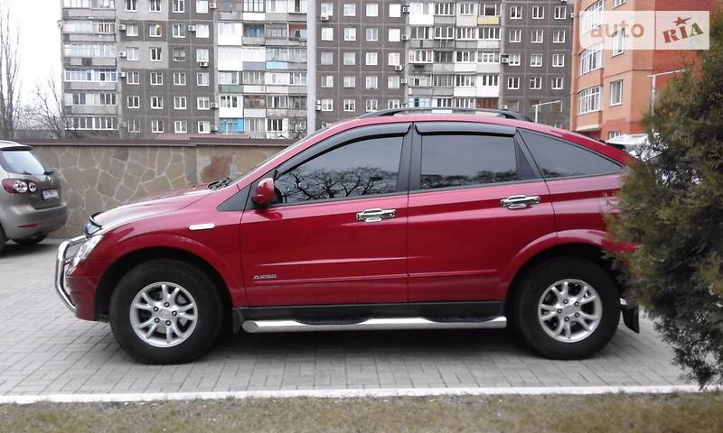 Внедорожник / Кроссовер SsangYong Actyon 2008 в Бердянске