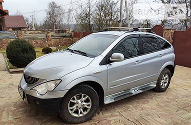 Позашляховик / Кросовер SsangYong Actyon 2009 в 