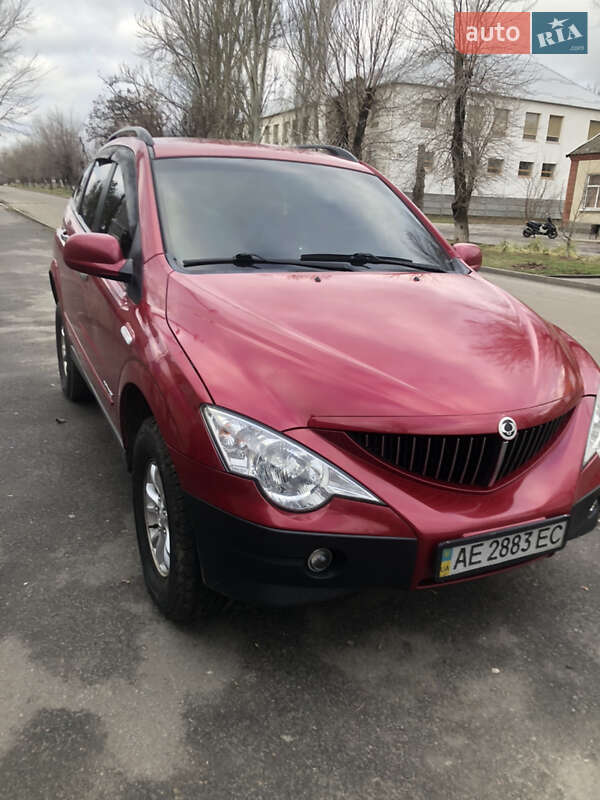 Внедорожник / Кроссовер SsangYong Actyon 2010 в Марганце