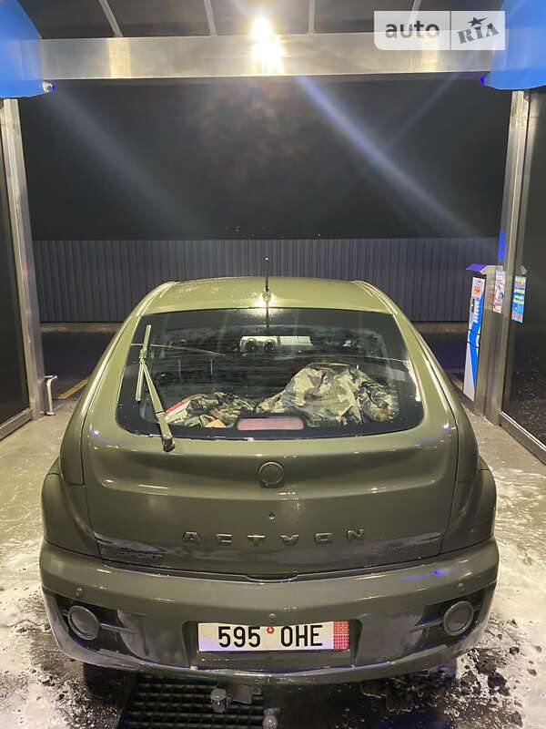 Седан SsangYong Actyon 2006 в Днепре