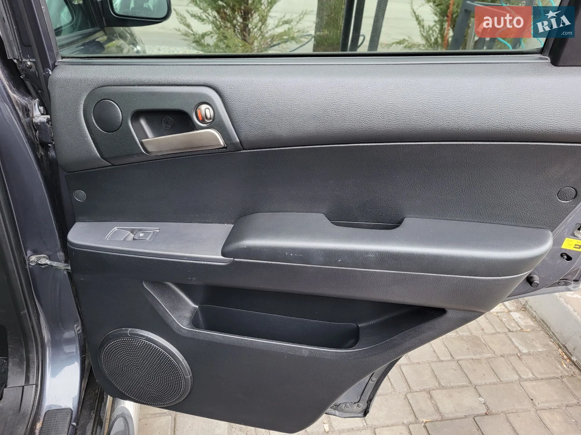 2011 SsangYong Actyon - мініатюра 30
