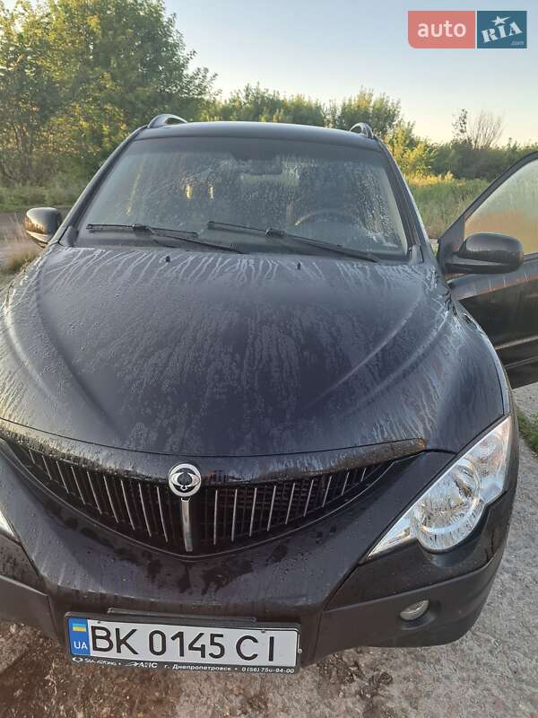Внедорожник / Кроссовер SsangYong Actyon 2010 в Днепре