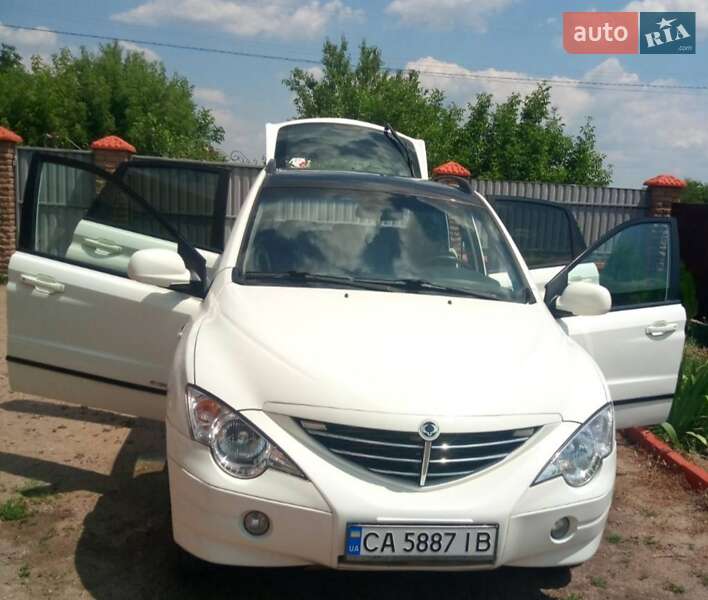 Позашляховик / Кросовер SsangYong Actyon 2011 в Умані фото 3 Позашляховик / Кросовер SsangYong Actyon 2011 в Умані