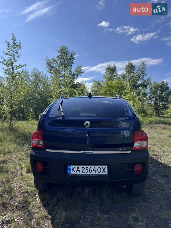 Позашляховик / Кросовер SsangYong Actyon 2012 в Києві
