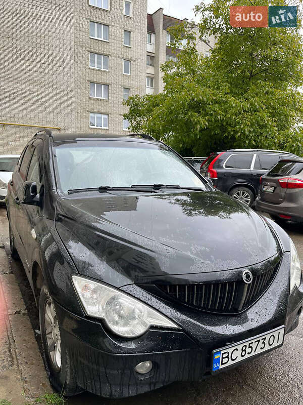 Внедорожник / Кроссовер SsangYong Actyon 2008 в Новояворовске