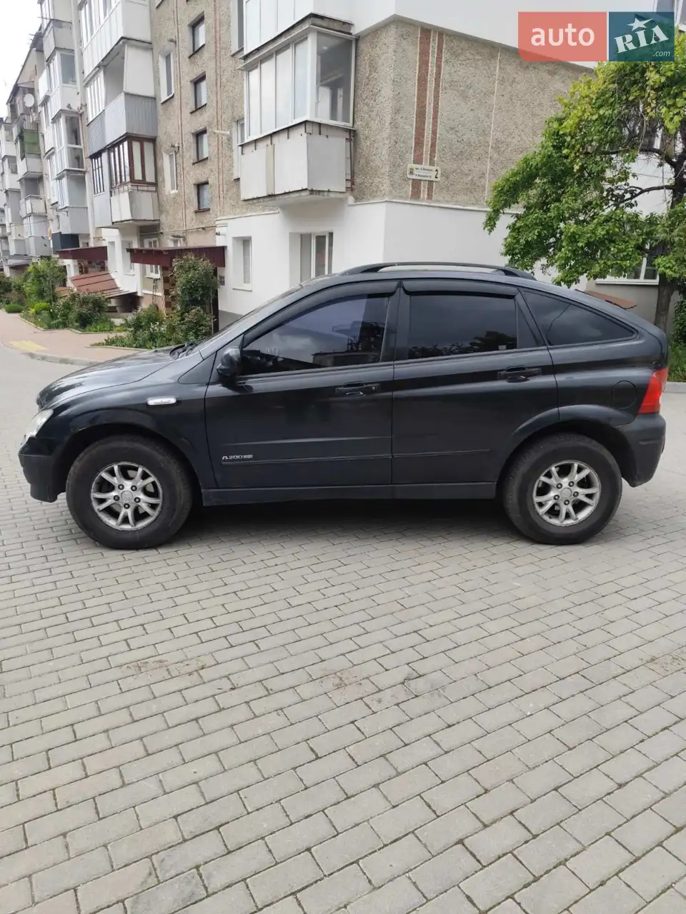 2010 SsangYong Actyon - мініатюра 18