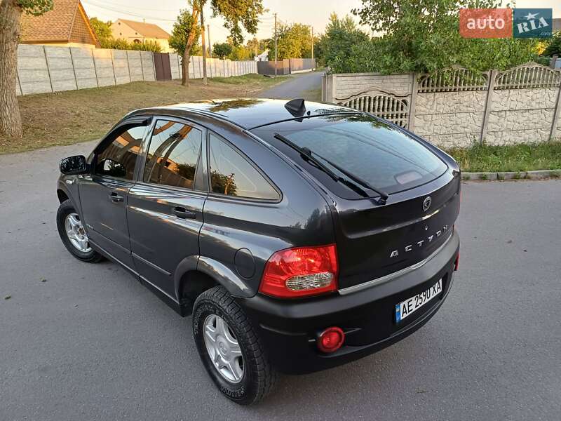 Внедорожник / Кроссовер SsangYong Actyon 2011 в Днепре
