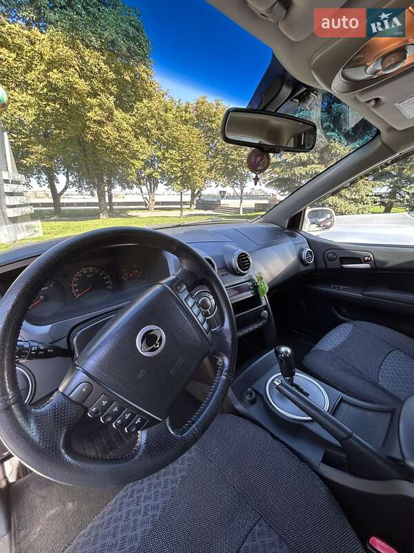 Внедорожник / Кроссовер SsangYong Actyon 2010 в Днепре