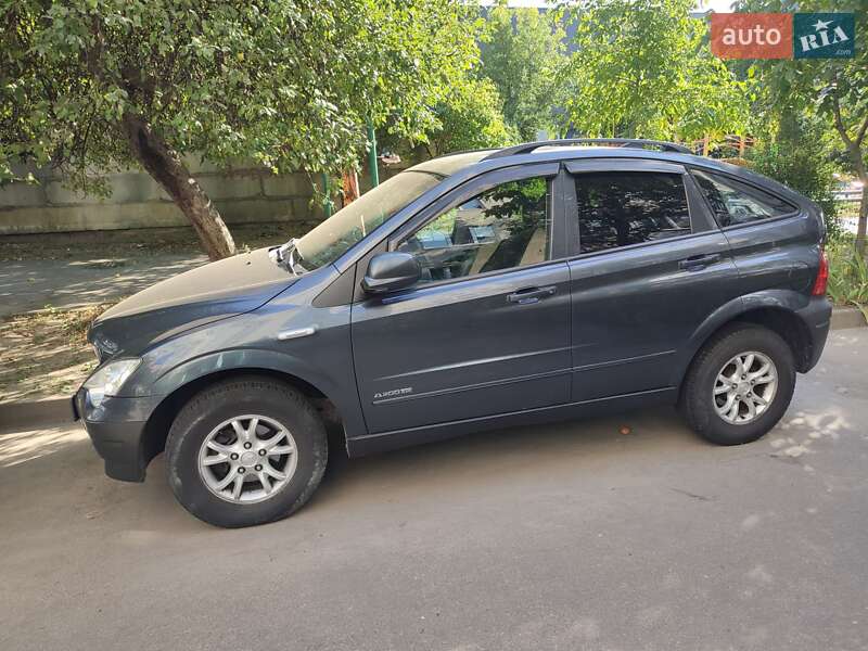 Внедорожник / Кроссовер SsangYong Actyon 2008 в Вишневом