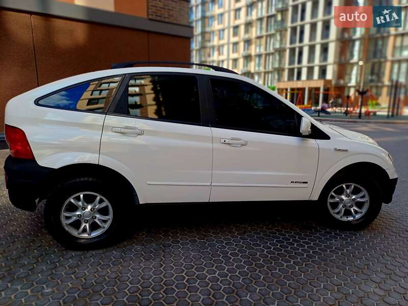 Позашляховик / Кросовер SsangYong Actyon 2008 в Одесі