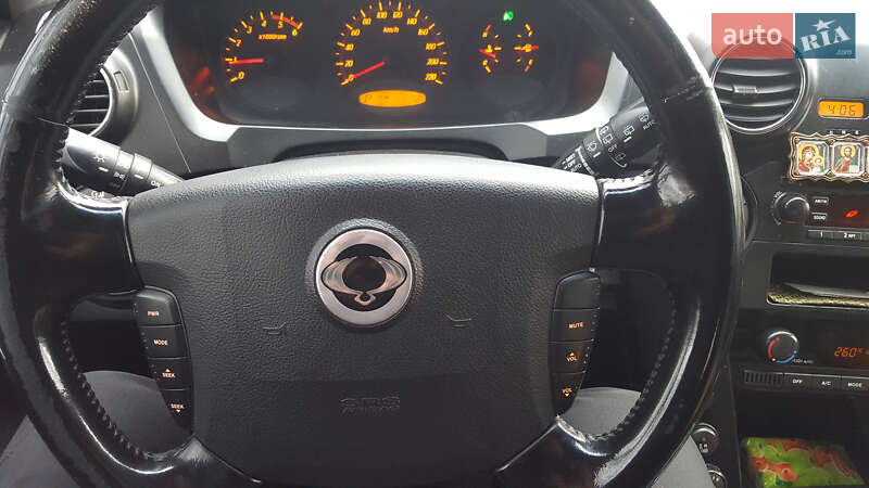 Позашляховик / Кросовер SsangYong Actyon 2008 в Кременці