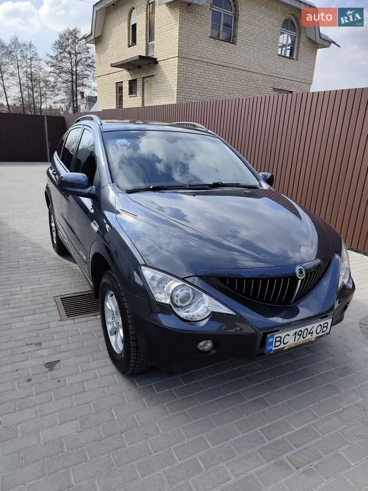 2010 SsangYong Actyon - мініатюра 16