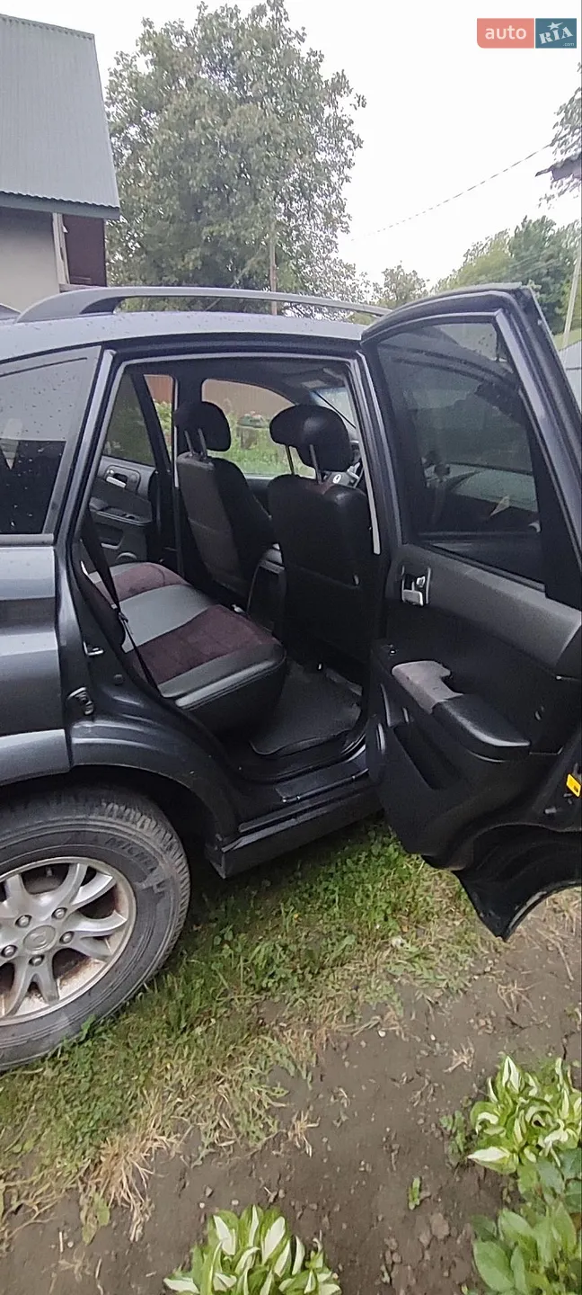 2010 SsangYong Actyon - мініатюра 7