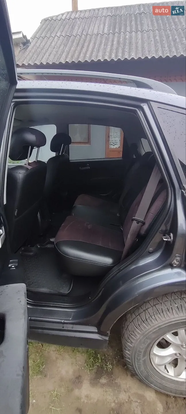 2010 SsangYong Actyon - мініатюра 9
