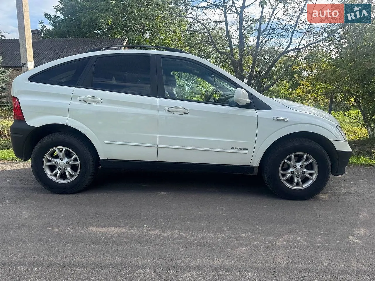 2010 SsangYong Actyon - мініатюра 5