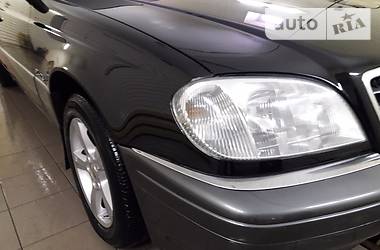 Седан SsangYong Chairman 1998 в 