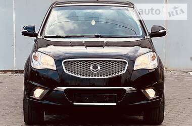 Позашляховик / Кросовер SsangYong Korando 2014 в 